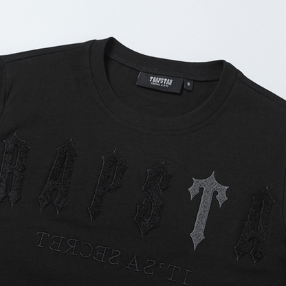 Decoded Arch Triple Black Short Set